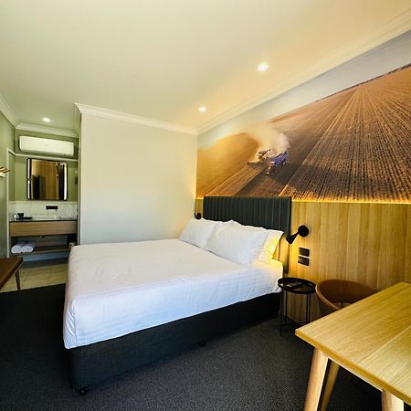 Royal Hotel-Motel Moree Ngoại thất bức ảnh